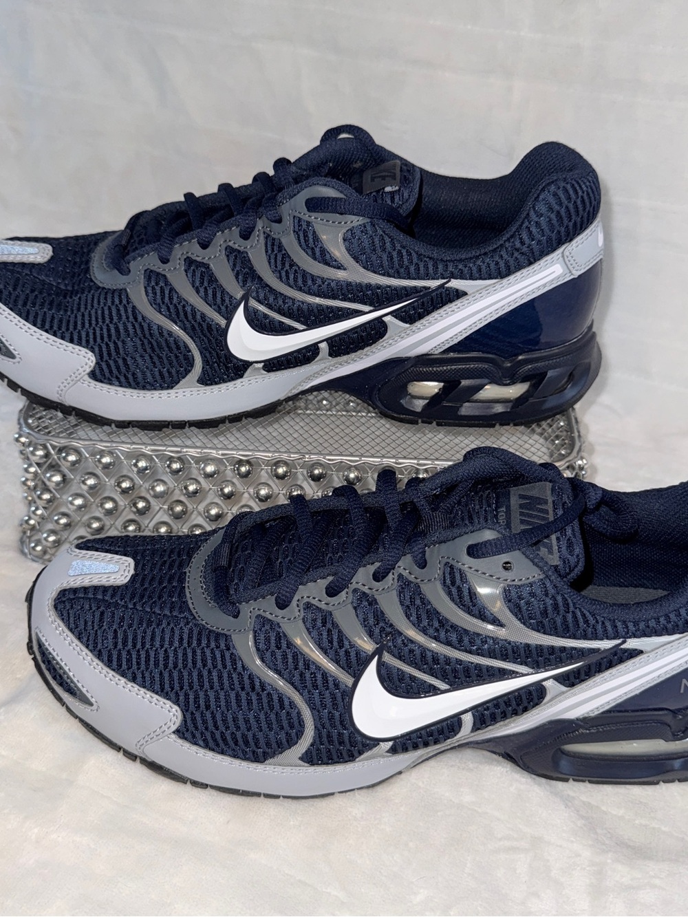 NEW! Nike Men's Navy & Gray Running Shoes with White Swoosh BNIB